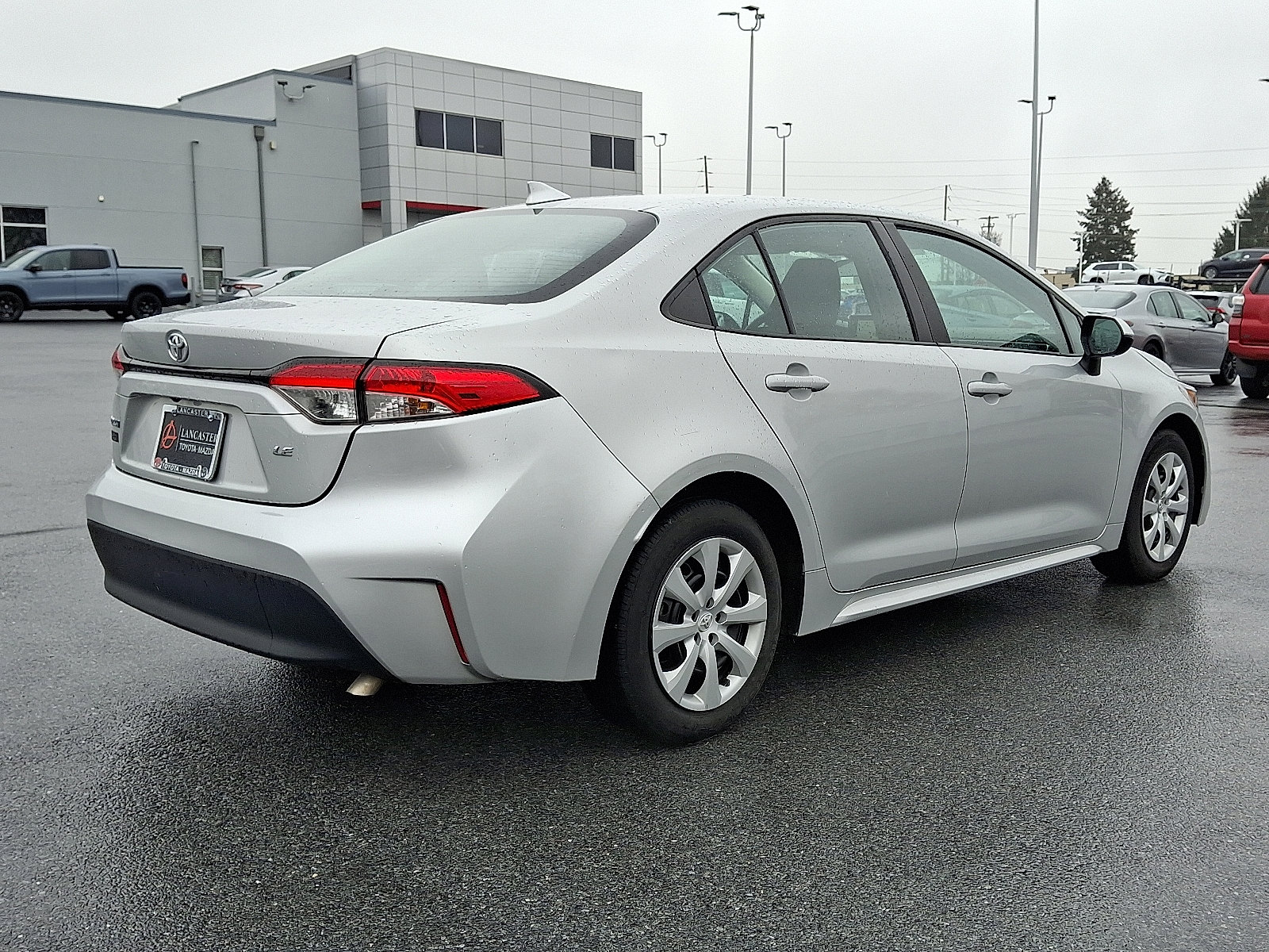 Used 2024 Toyota Corolla LE image 7