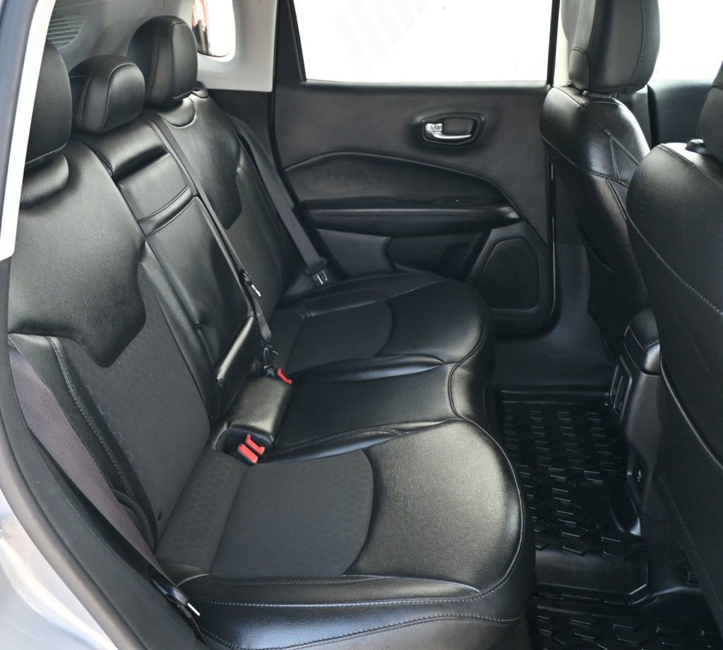 Used 2020 Jeep Compass Latitude FWD image 17