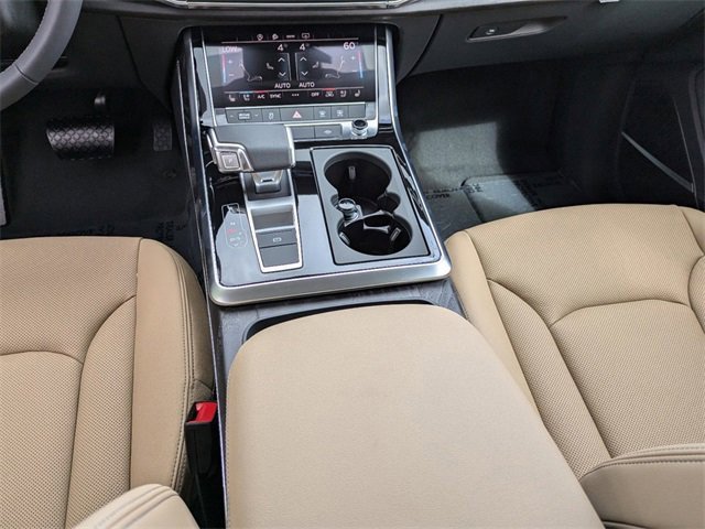 Used 2025 Audi Q7 3.0T Premium Plus image 18