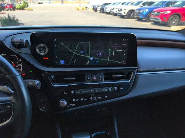 Used 2025 Lexus ES 300h w/ Premium Package FWD image 15
