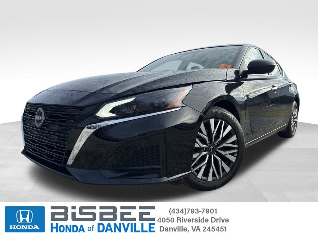 Used 2025 Nissan Altima 2.5 SV