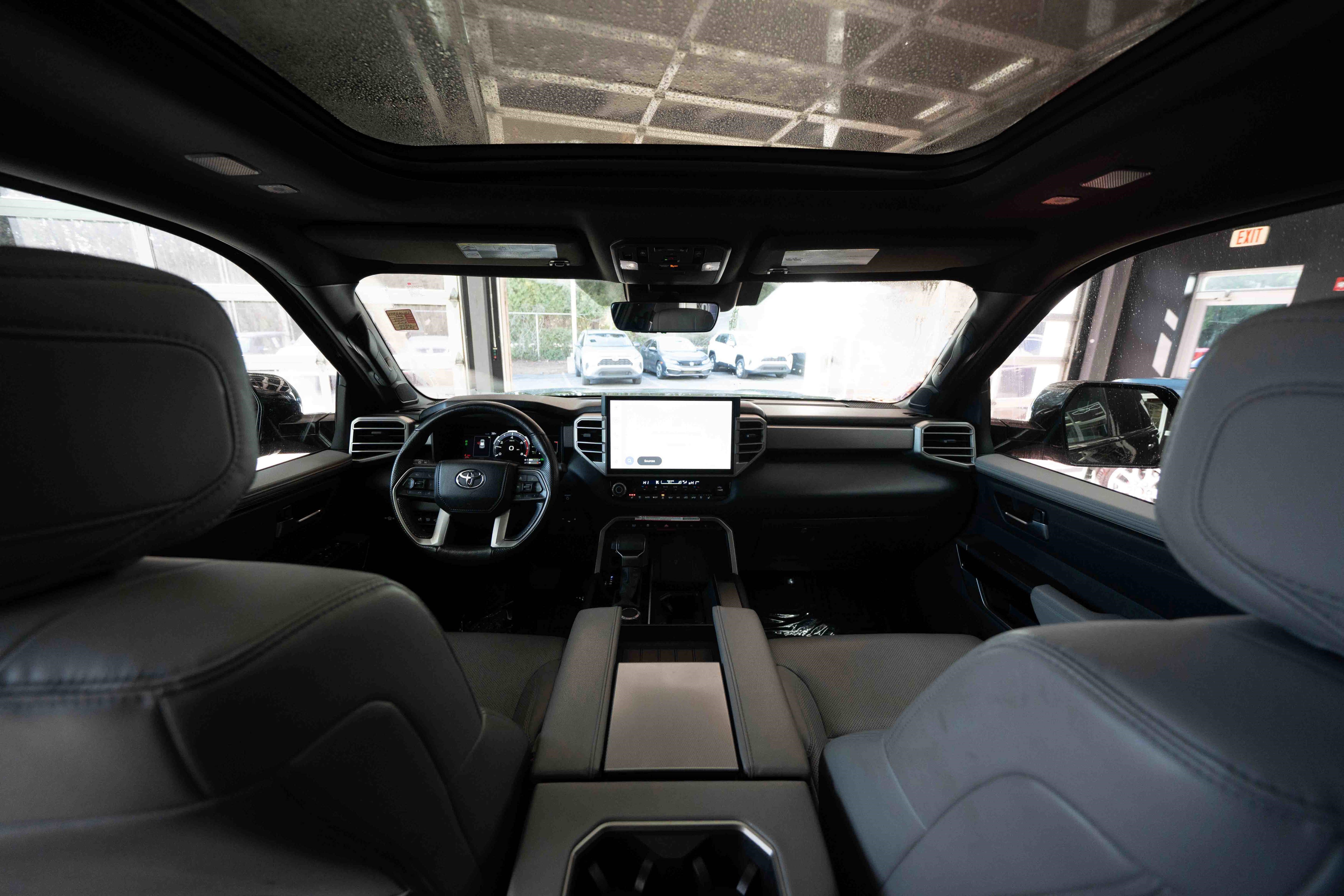 Used 2025 Toyota Sequoia Limited image 19