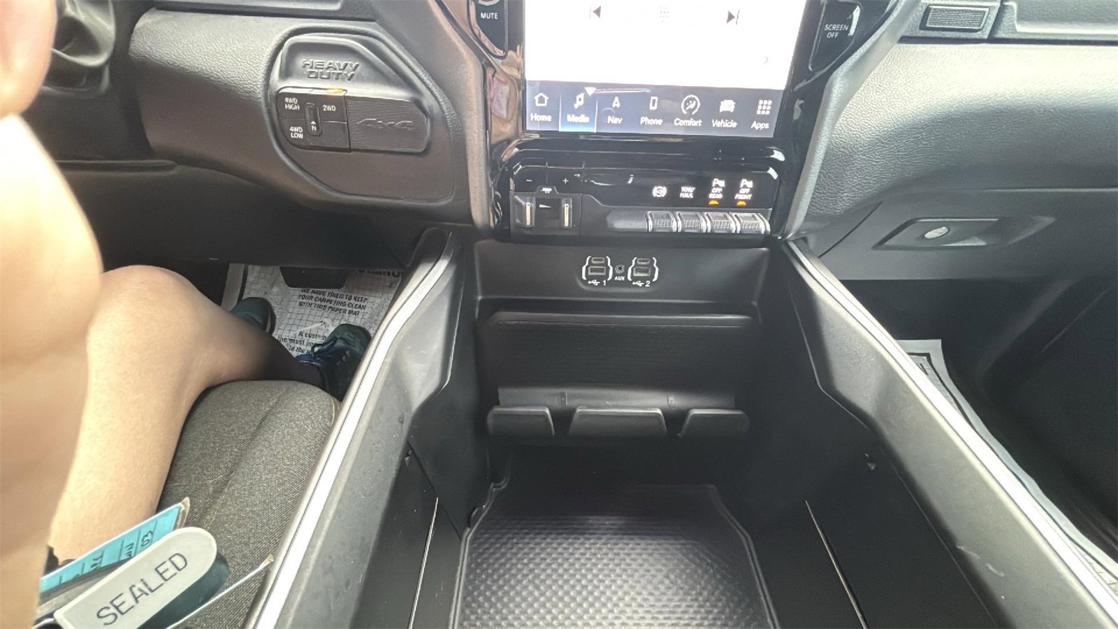 Used 2023 RAM 3500 Big Horn w/ Night Edition image 17