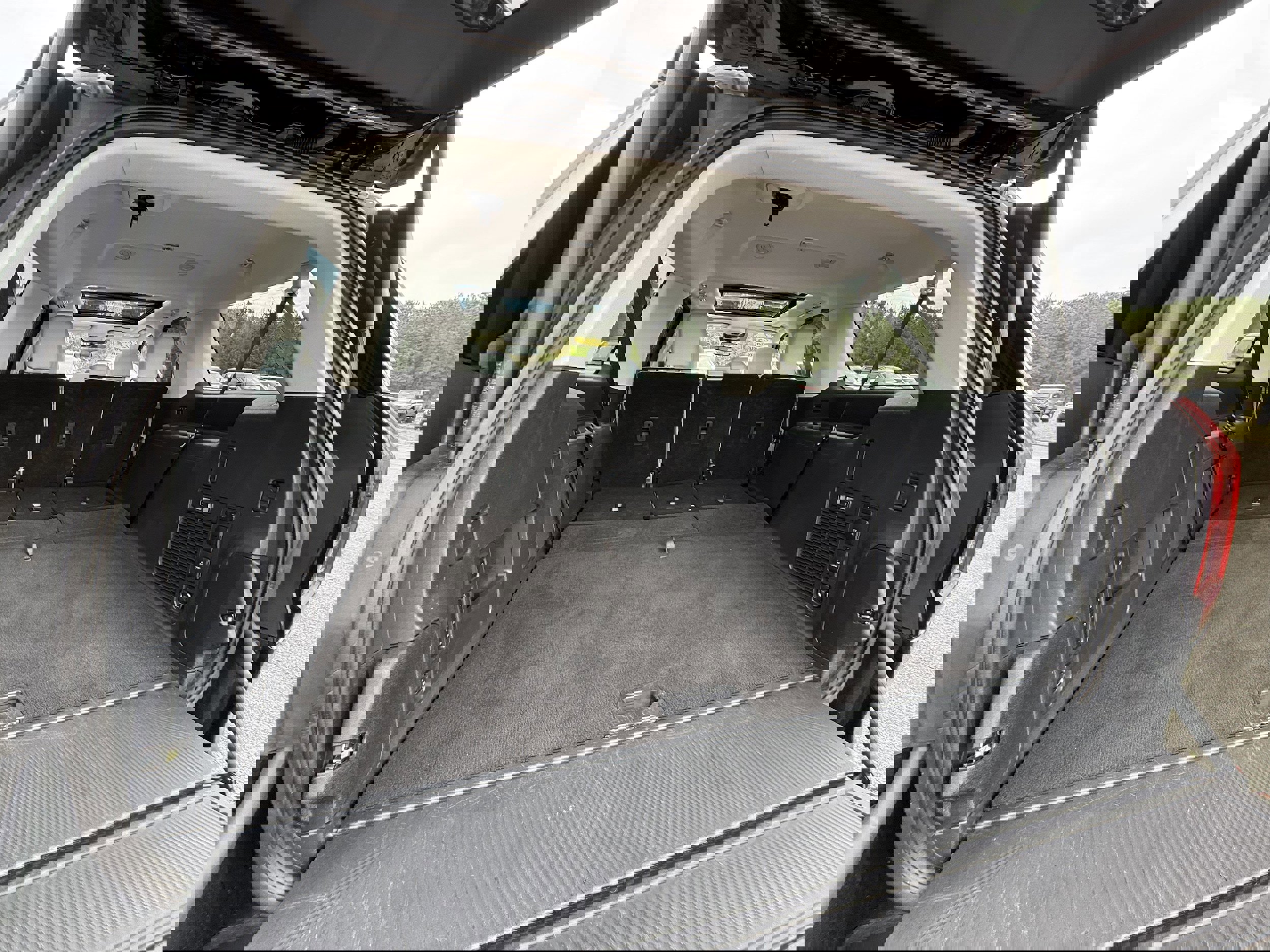 Used 2025 Ford Expedition Max Platinum image 30