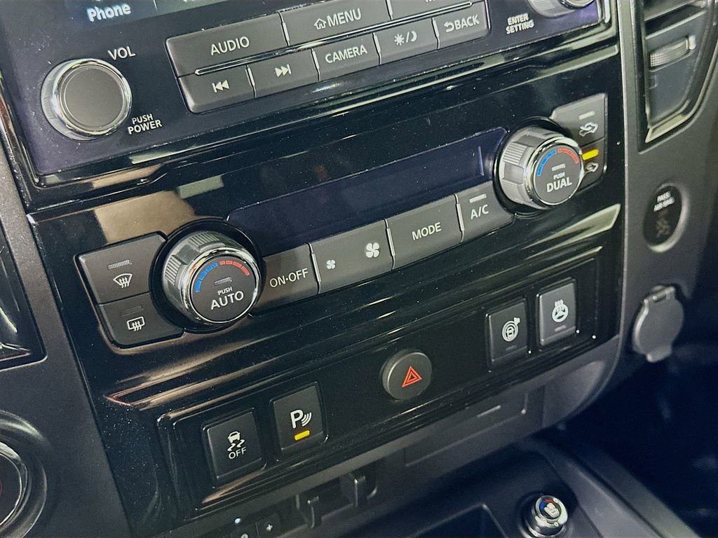 Used 2023 Nissan Titan PRO-4X w/ Pro-4x Convenience Package image 26
