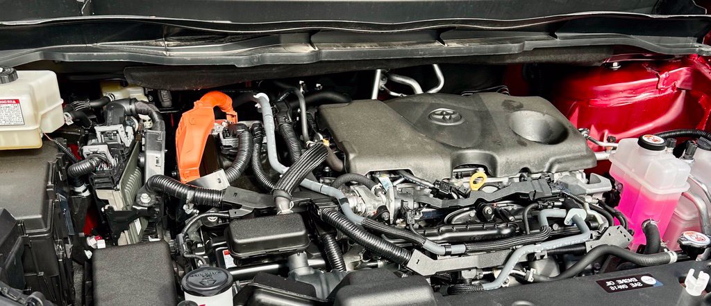 Certified 2024 Toyota Sienna LE AWD/4WD image 27