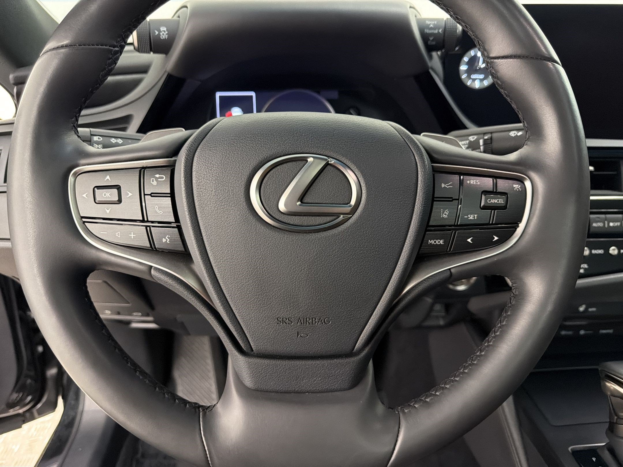 Certified 2022 Lexus ES 350 w/ Premium Package FWD image 12