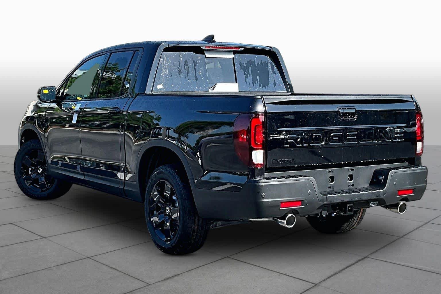 New 2026 Honda Ridgeline Black Edition image 7