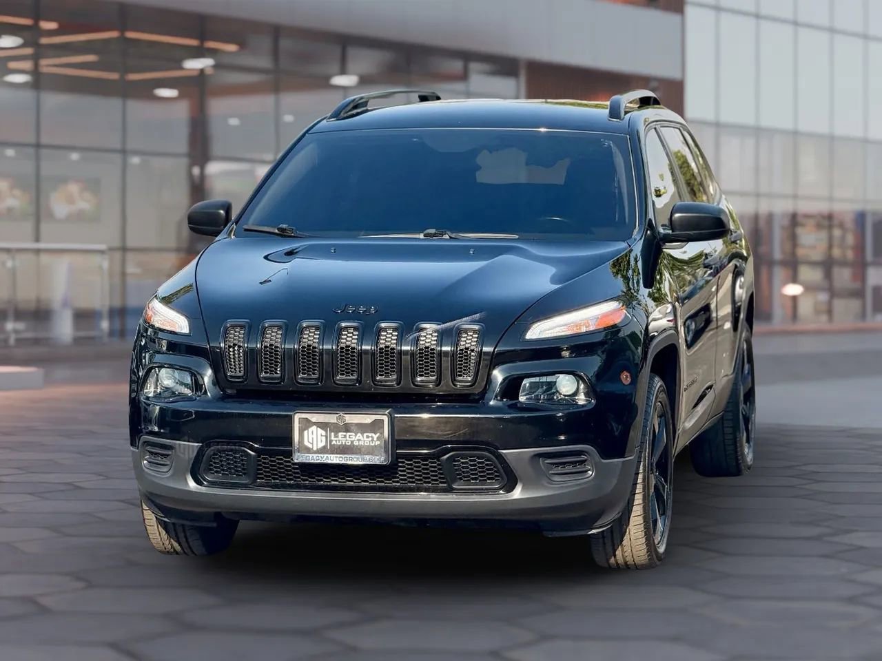 Used 2017 Jeep Cherokee Sport image 23