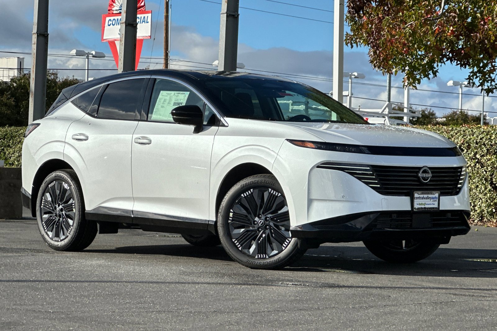 New 2026 Nissan Murano Platinum image 2