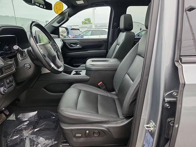 Certified 2023 Chevrolet Suburban Z71 w/ Luxury Package AWD/4WD image 13