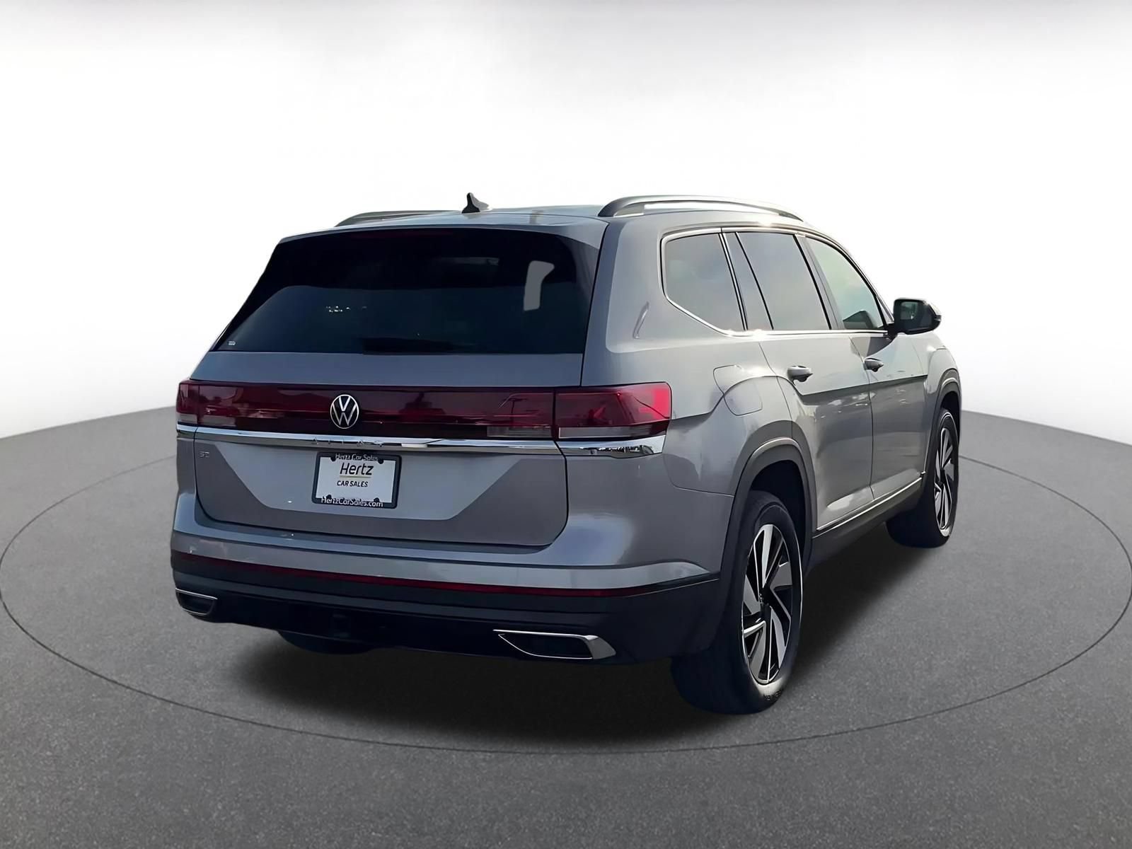 Used 2026 Volkswagen Atlas SE FWD image 14