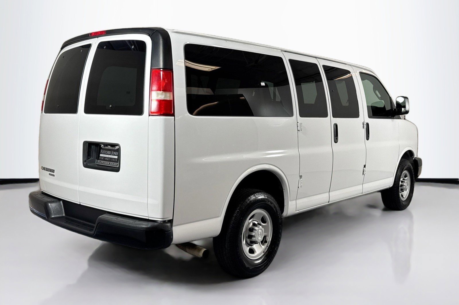 Used 2016 Chevrolet Express 2500 LS image 5