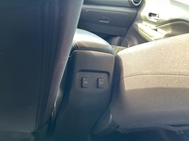 Used 2021 Nissan Kicks SV FWD image 37