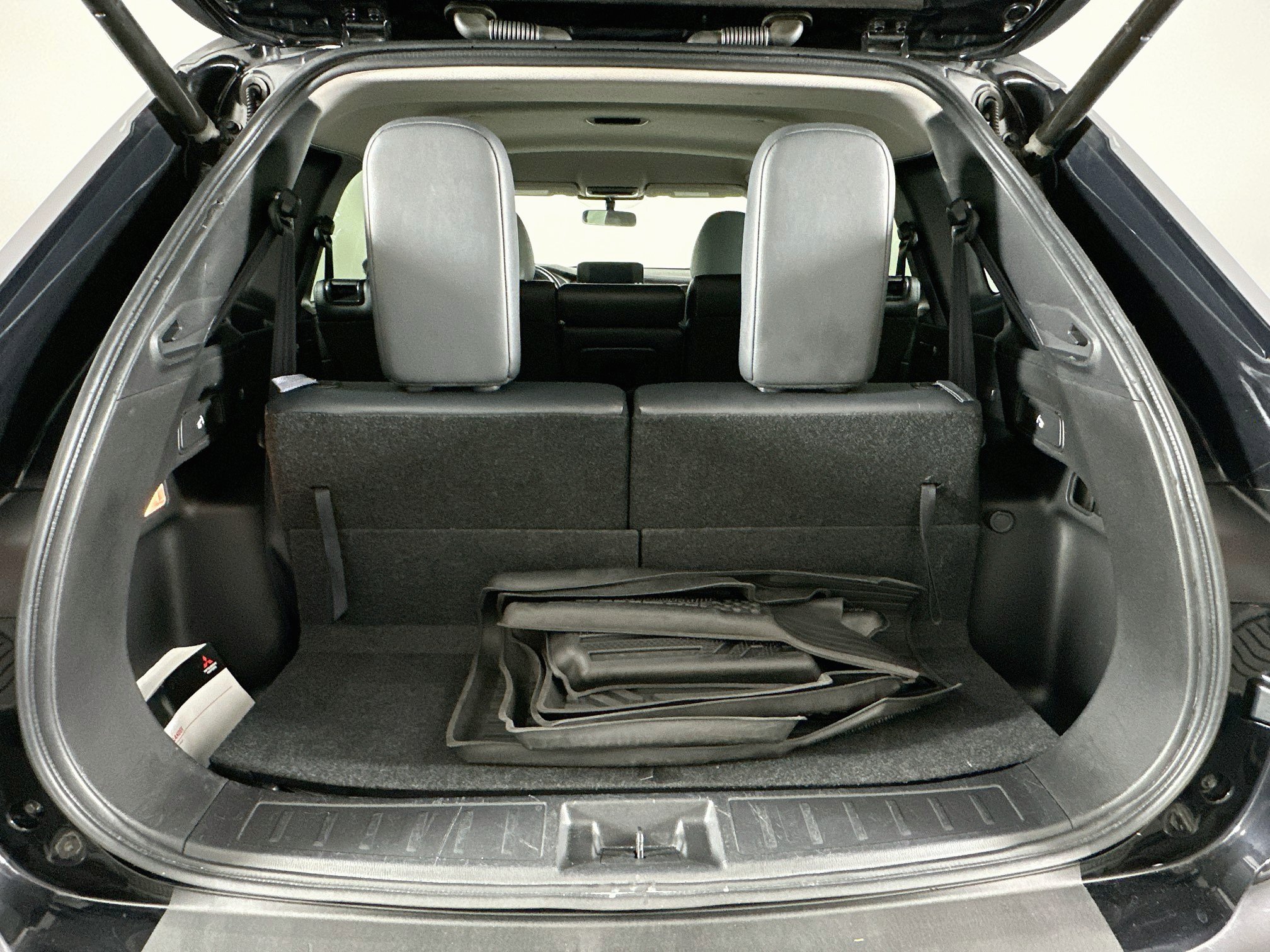 Used 2024 Mitsubishi Outlander SE AWD/4WD image 30