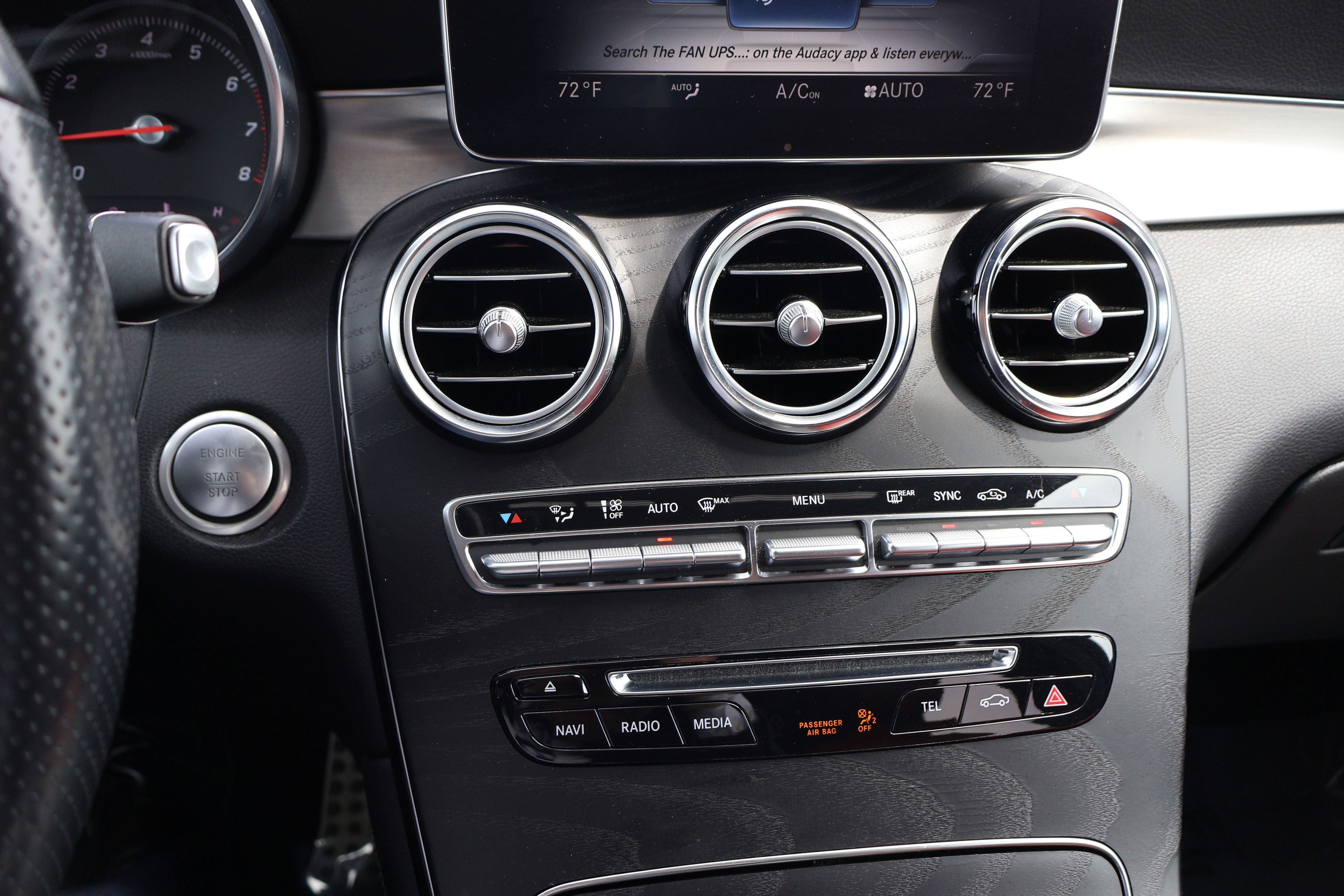 Used 2019 Mercedes-Benz GLC 300 4MATIC Coupe image 37