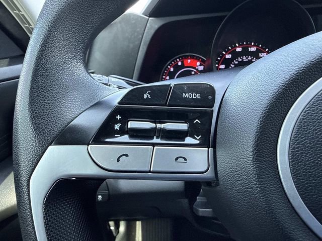 Used 2022 Hyundai Elantra SEL image 28