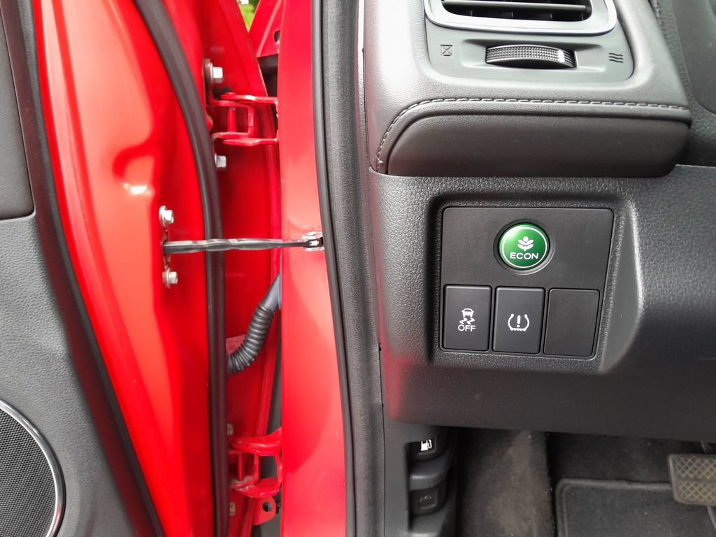 Used 2018 Honda HR-V EX image 14