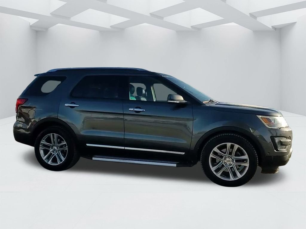 Used 2016 Ford Explorer Limited w/ Equipment Group 301A image 4