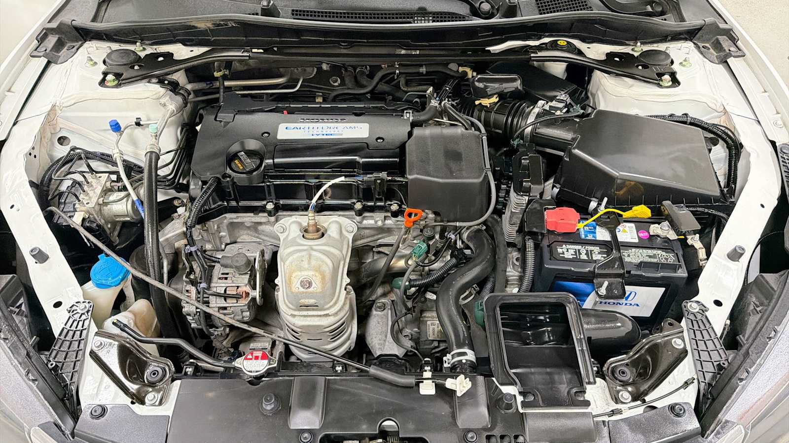 Used 2014 Honda Accord Sport image 29