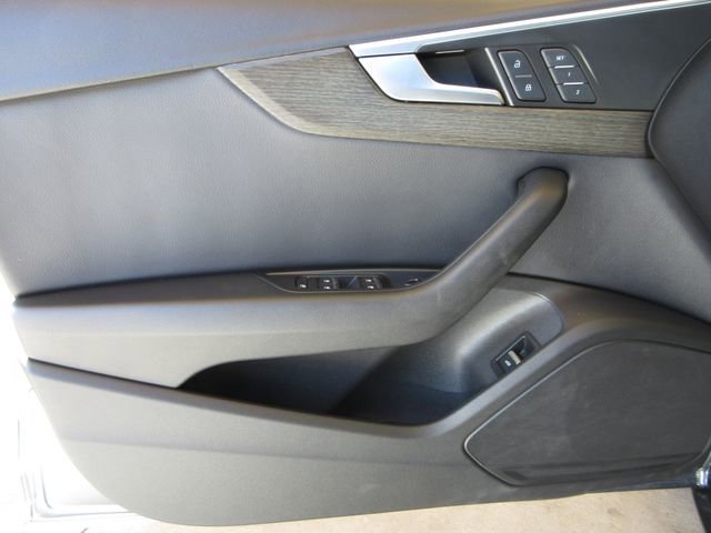 Used 2019 Audi A4 2.0T Premium image 9