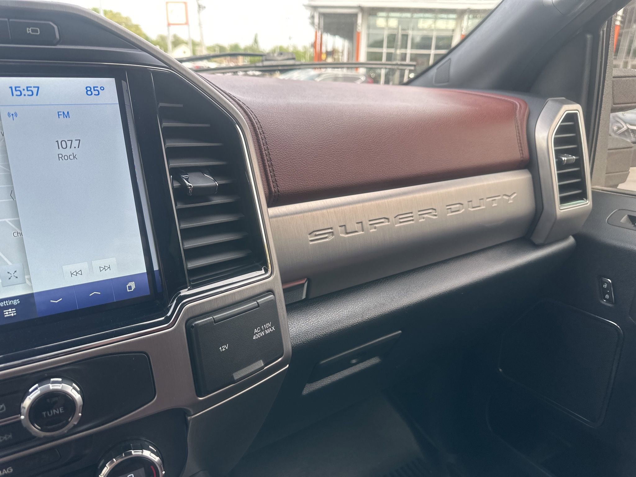 Used 2022 Ford F250 Platinum w/ FX4 Off-Road Package AWD/4WD image 40