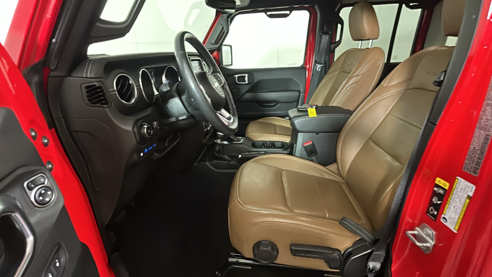 Used 2023 Jeep Wrangler Unlimited Sahara w/ Cold Weather Group AWD/4WD image 13