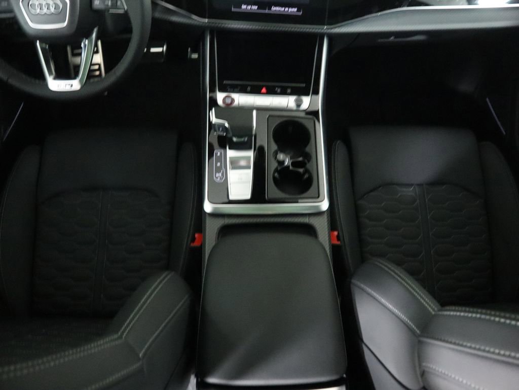 New 2025 Audi RS Q8 performance image 17