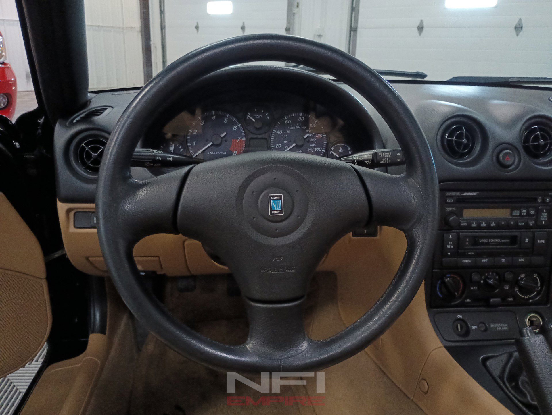 Used 1999 MAZDA MX-5 Miata RWD image 34