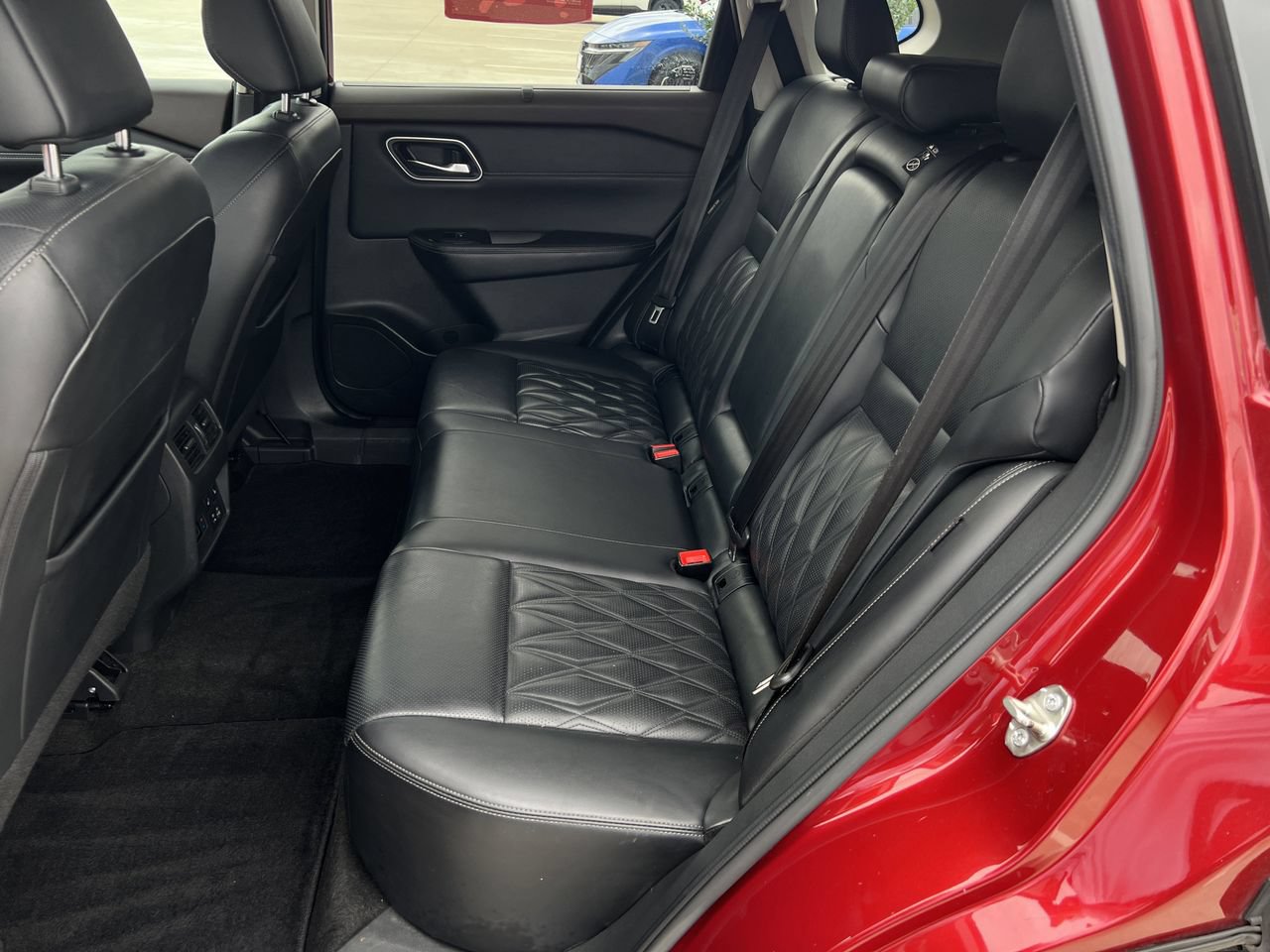 Used 2023 Nissan Rogue Platinum w/ Platinum Premium Package FWD image 25