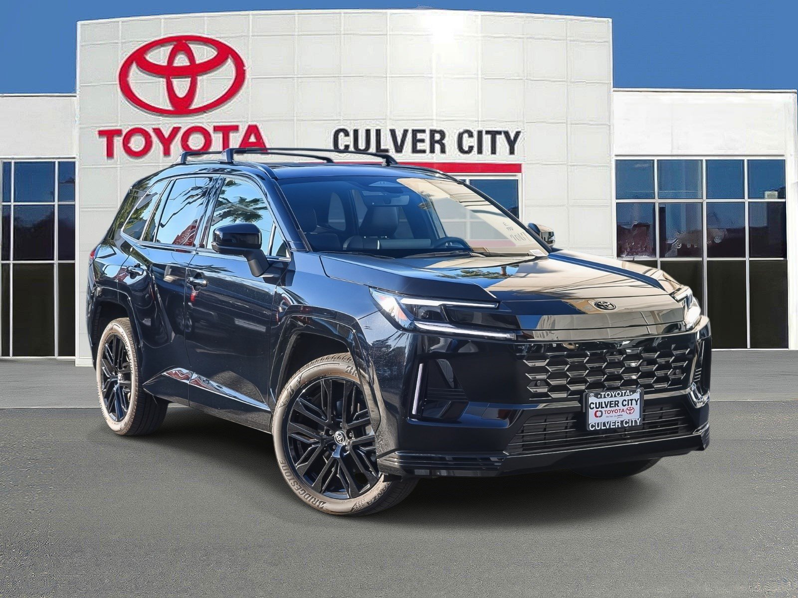 New 2026 Toyota RAV4 XSE w/ Weather Package