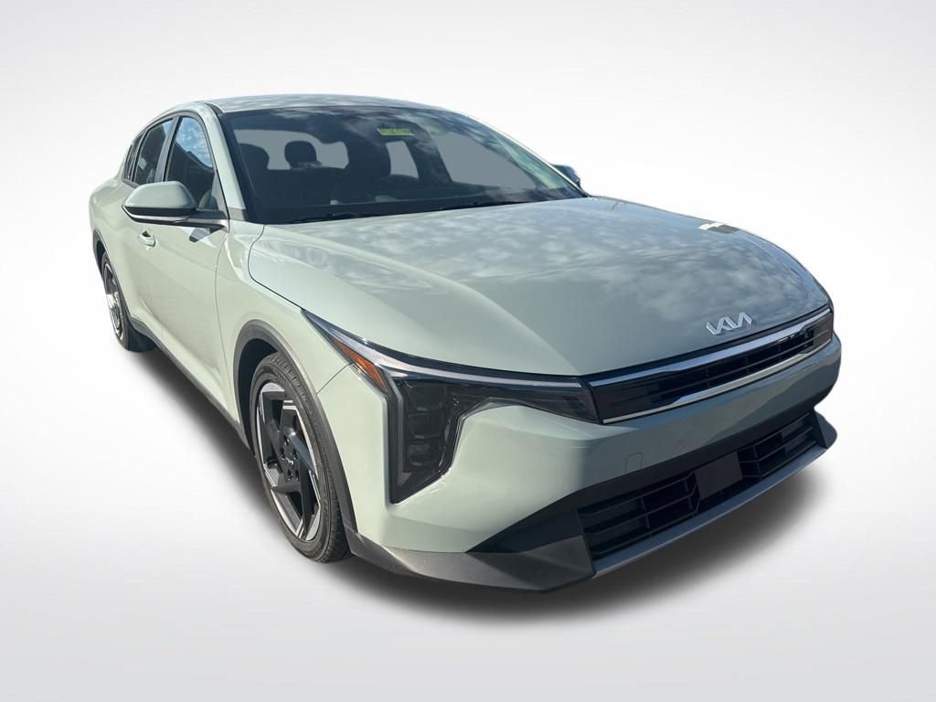 Certified 2025 Kia K4 EX