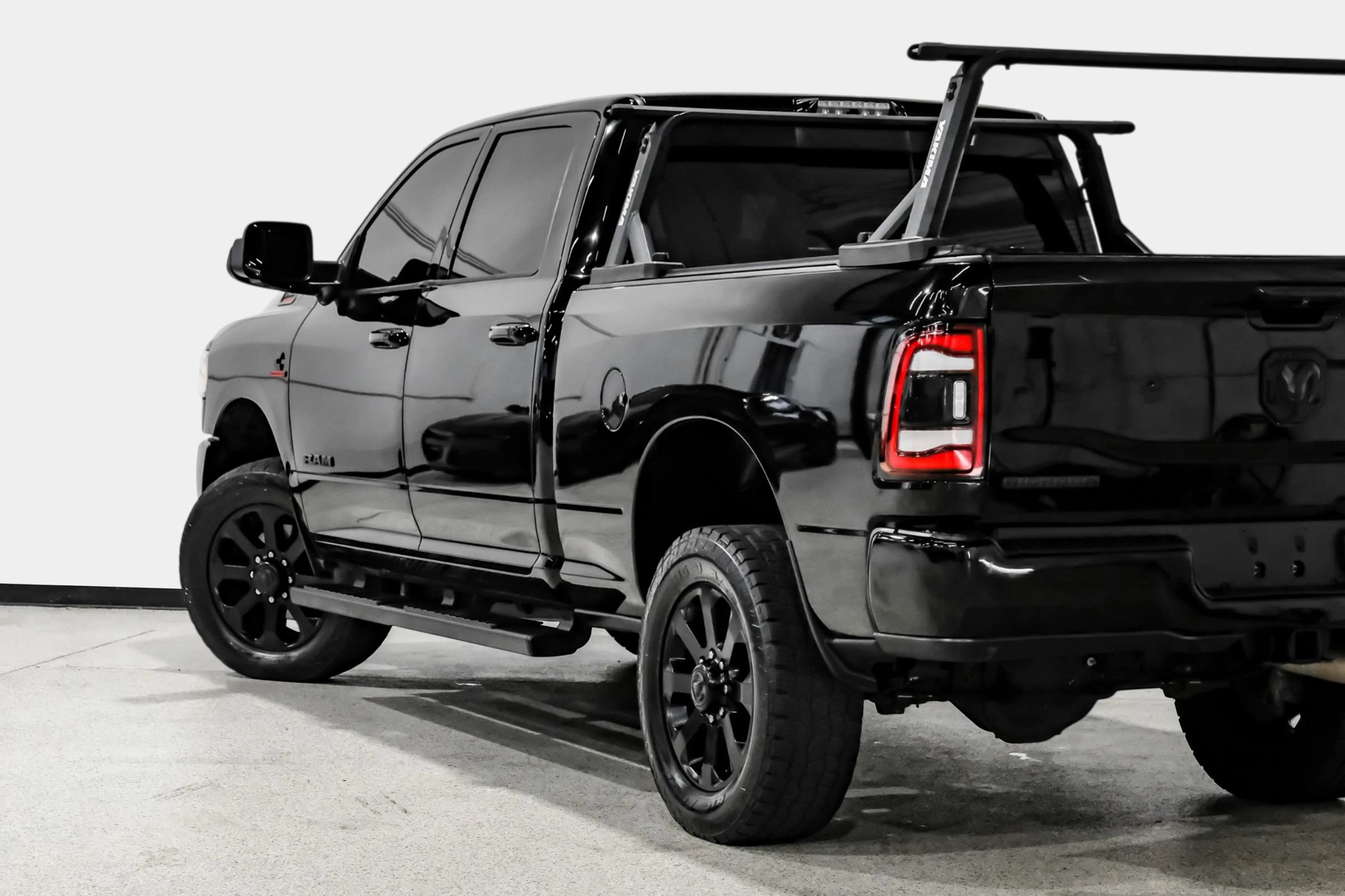 Used 2020 RAM 2500 Big Horn w/ Level 2 Equipment Group AWD/4WD image 14