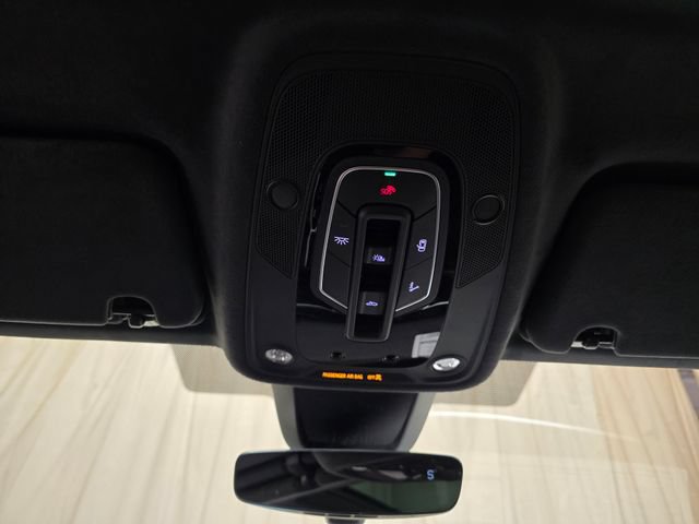 New 2026 Audi SQ7 Prestige AWD/4WD image 28