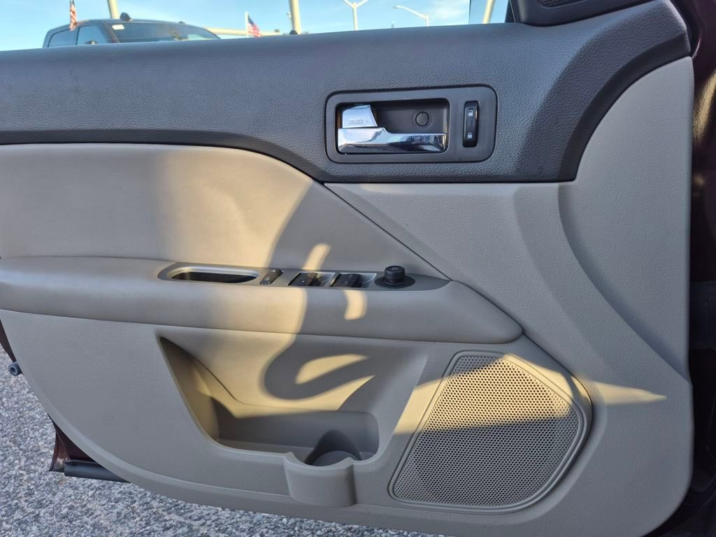 Used 2012 Ford Fusion SEL image 15