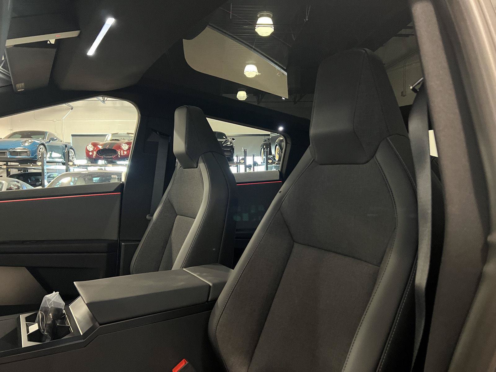 Used 2026 Tesla Cybertruck AWD Crew Cab image 11