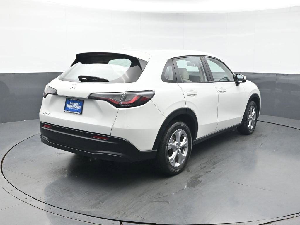 Certified 2023 Honda HR-V LX image 7