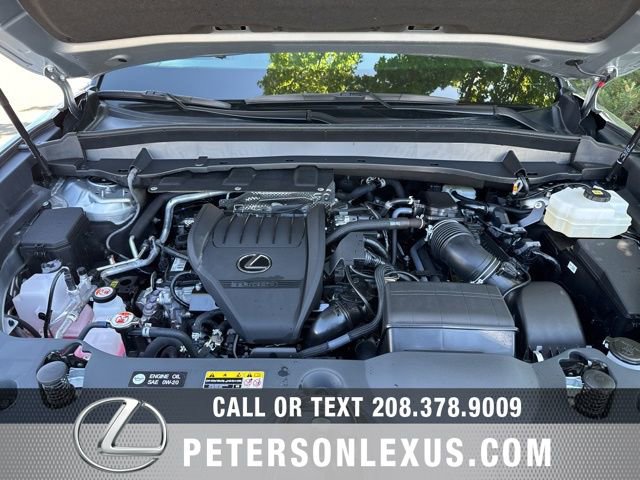 Used 2025 Lexus TX 500h AWD w/ Technology Package image 10