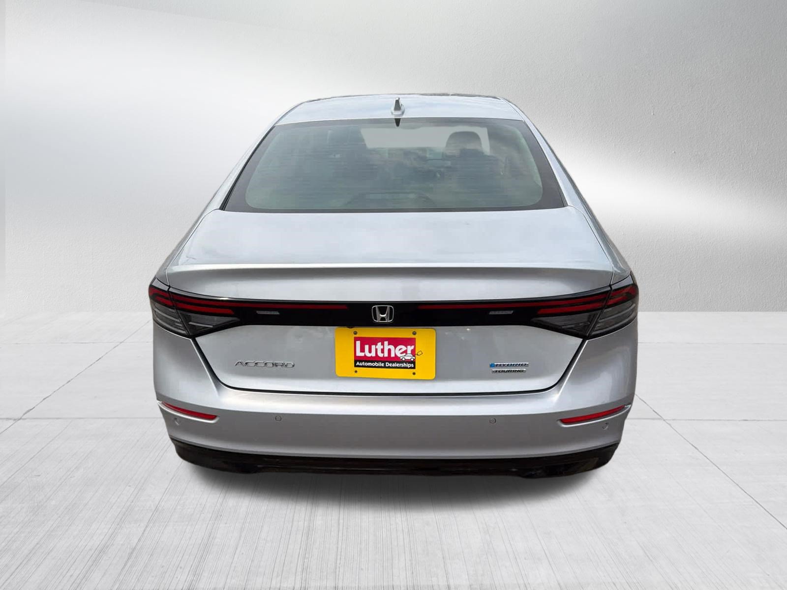 Used 2024 Honda Accord Touring image 8