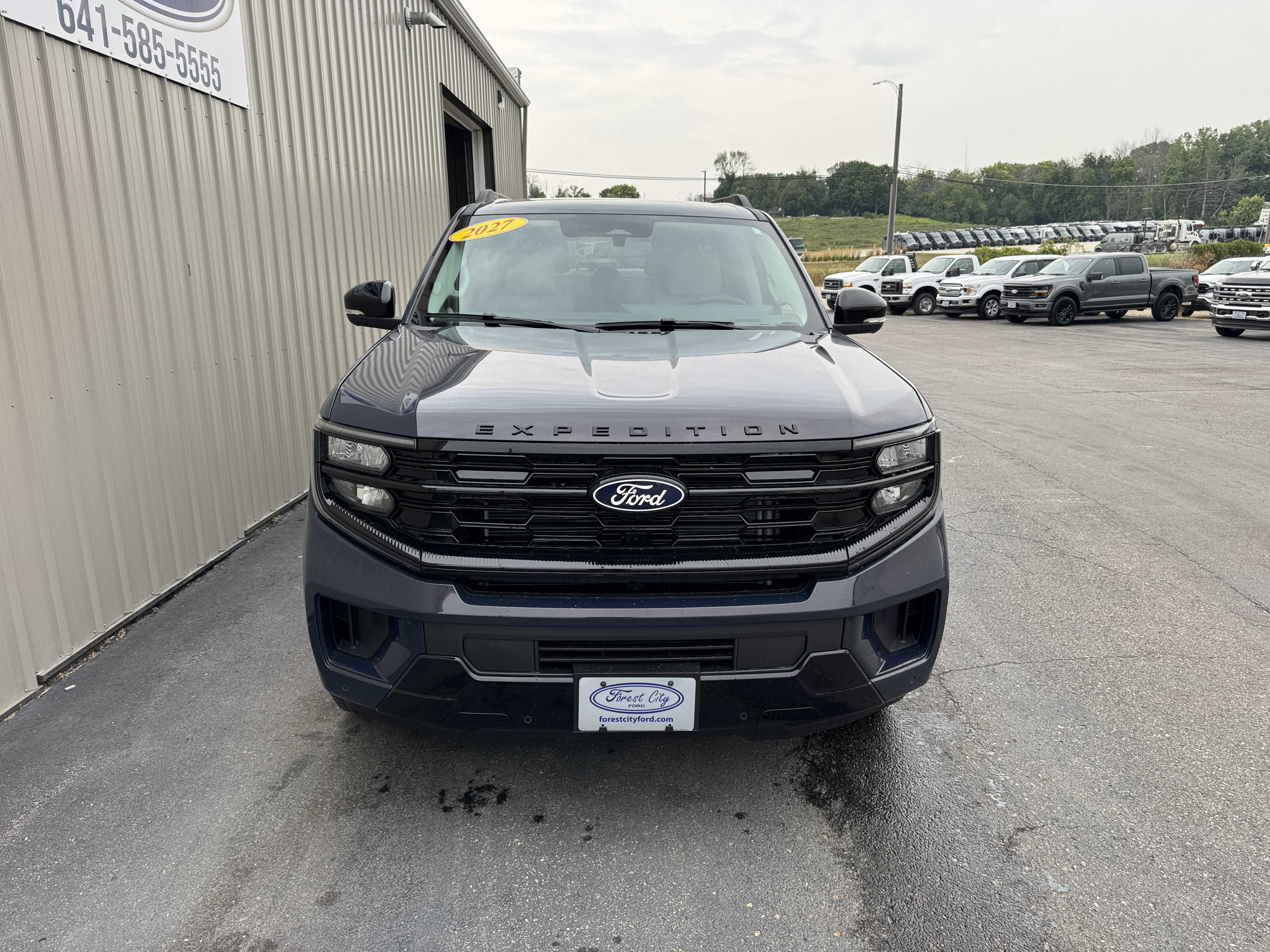 New 2027 Ford Expedition Max Platinum AWD/4WD image 3