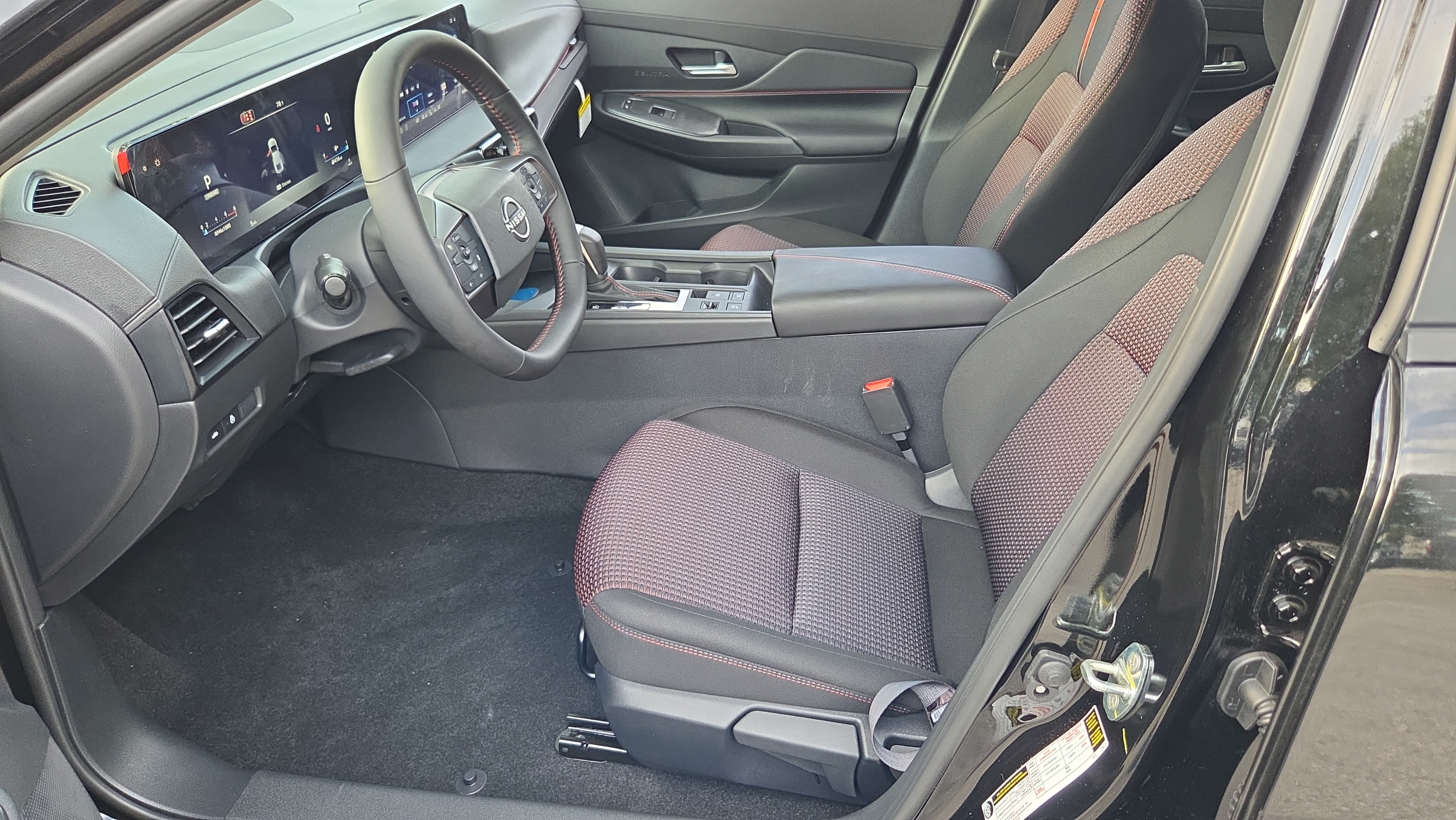 New 2027 Nissan Sentra SR w/ SR All Weather Package FWD image 9