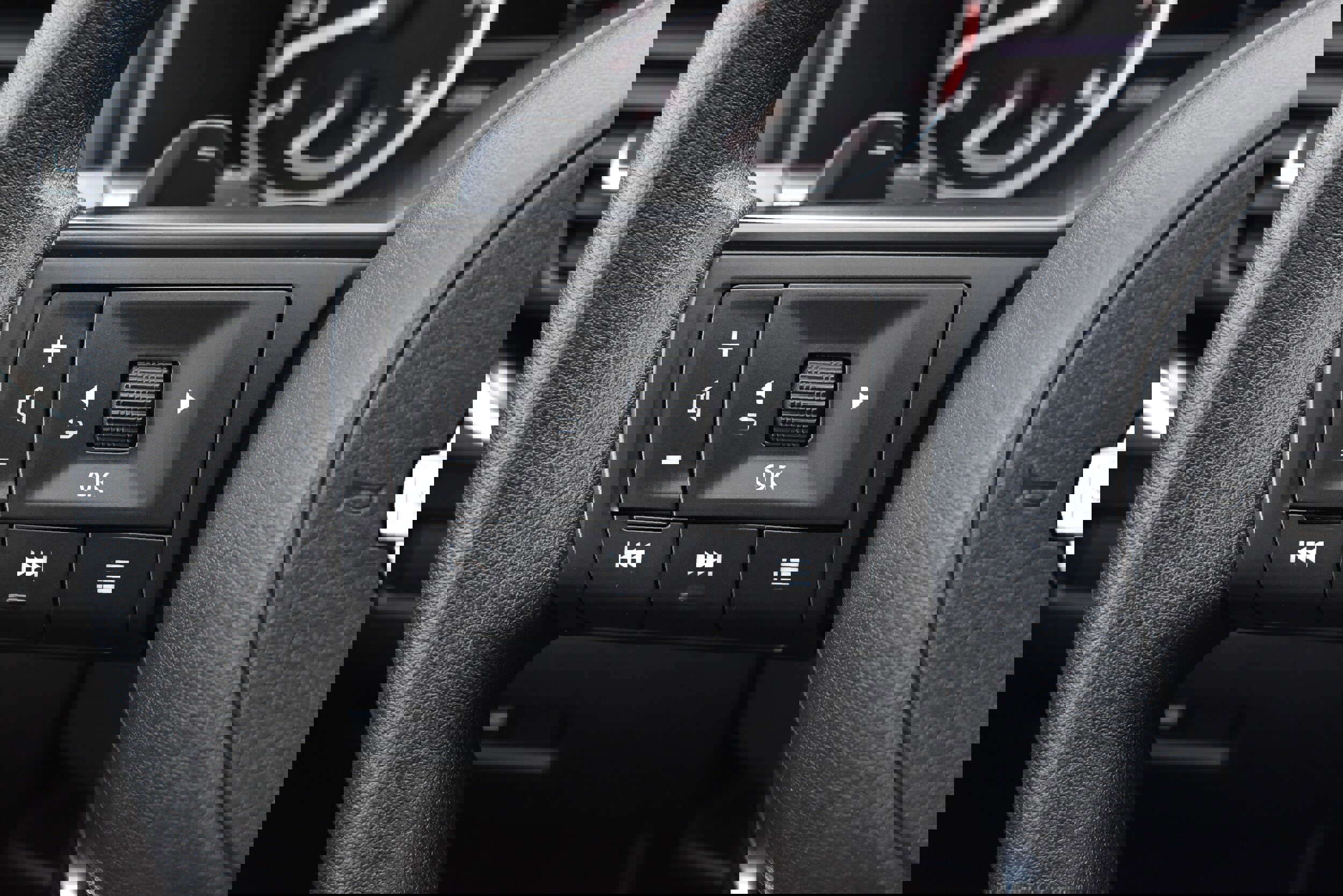 Used 2024 Nissan Rogue SV image 22