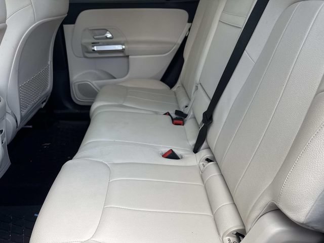 Used 2022 Mercedes-Benz GLB 250 4MATIC image 14