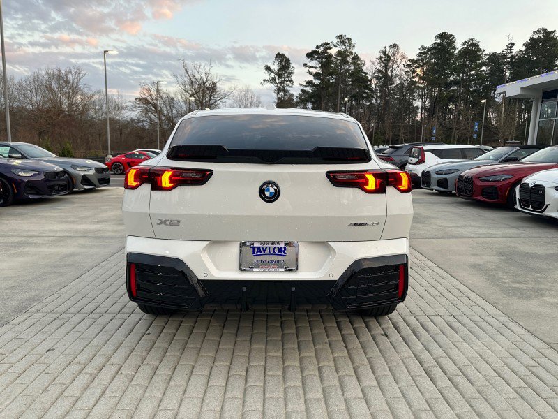 New 2026 BMW X2 xDrive28i w/ Technology Package AWD/4WD image 17