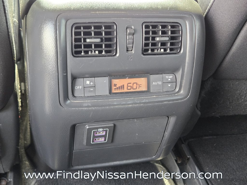 Used 2018 Nissan Pathfinder S FWD image 12