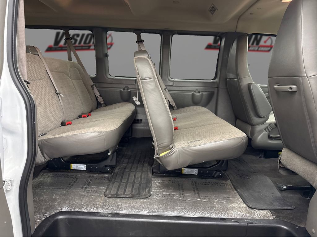 Used 2025 GMC Savana 3500 LT w/ LT Preferred Equipment Group image 10