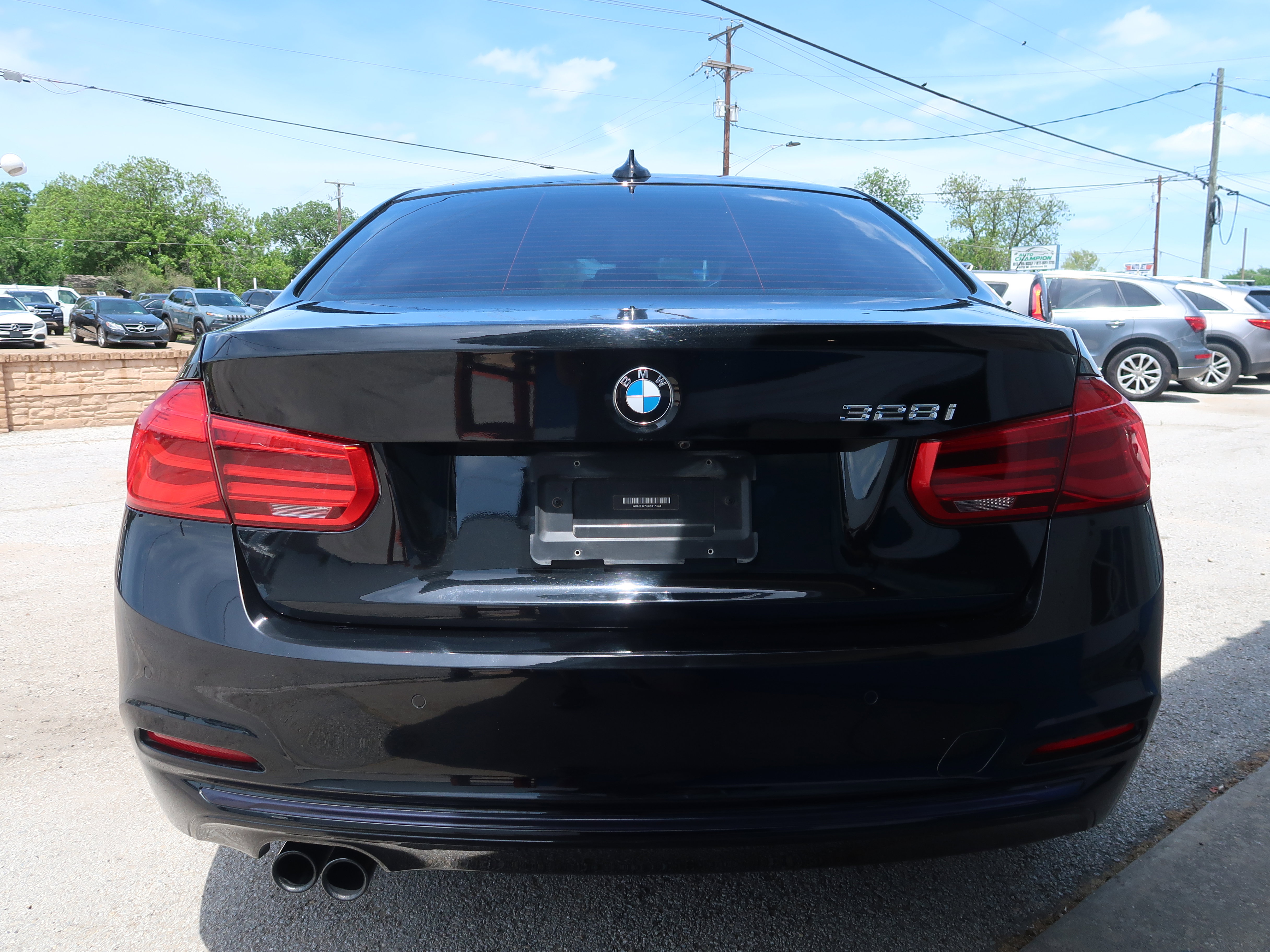 Used 2016 BMW 328i Sedan RWD image 10