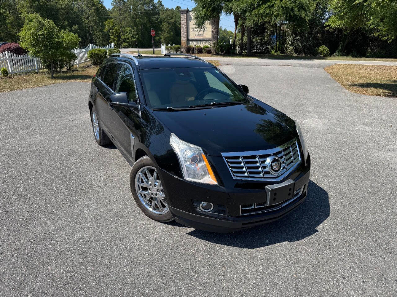 Used 2014 Cadillac SRX Performance w/ Driver Awareness Package AWD/4WD image 38