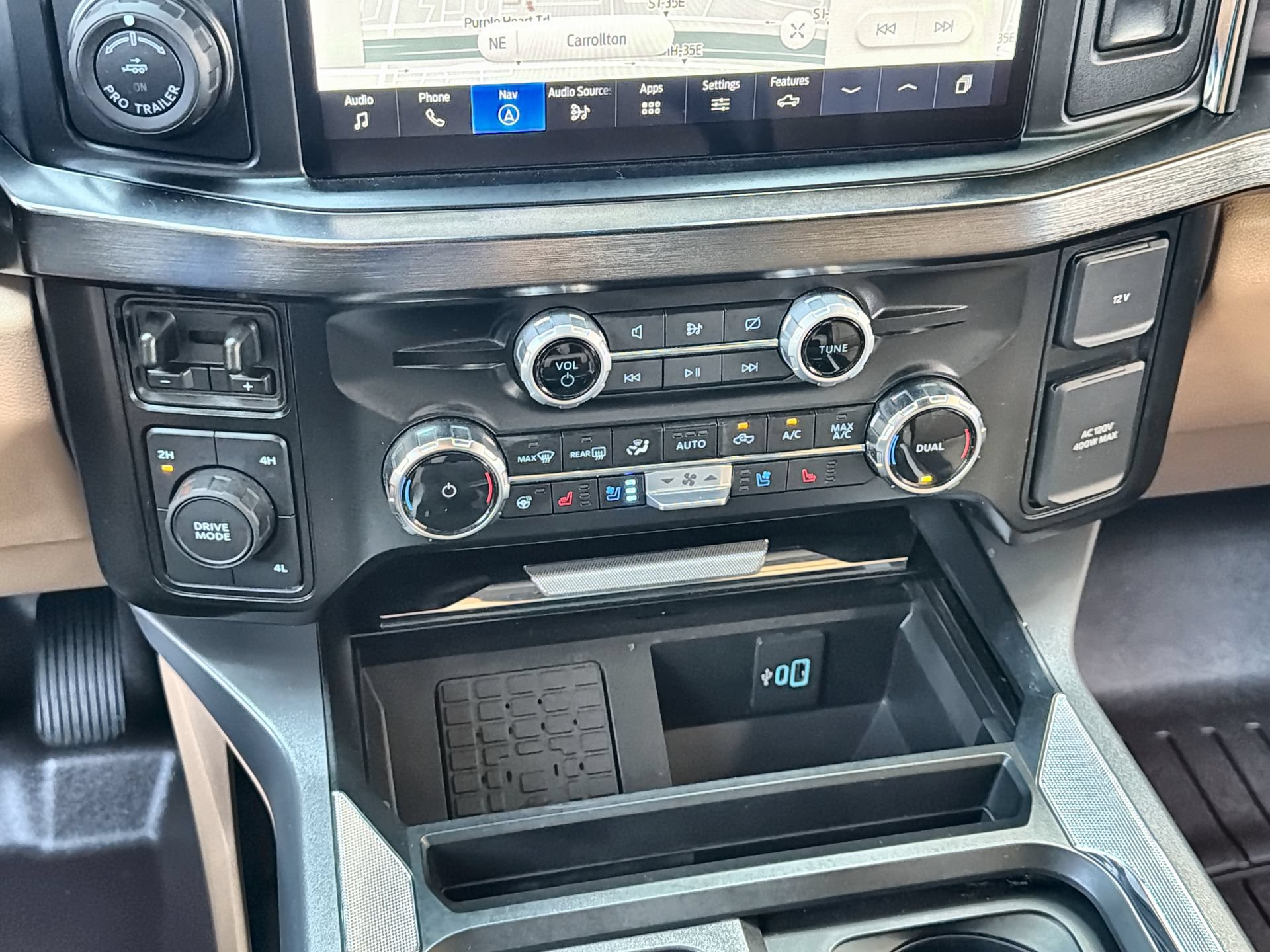 Used 2024 Ford F350 Lariat w/ Lariat Ultimate Package AWD/4WD image 19
