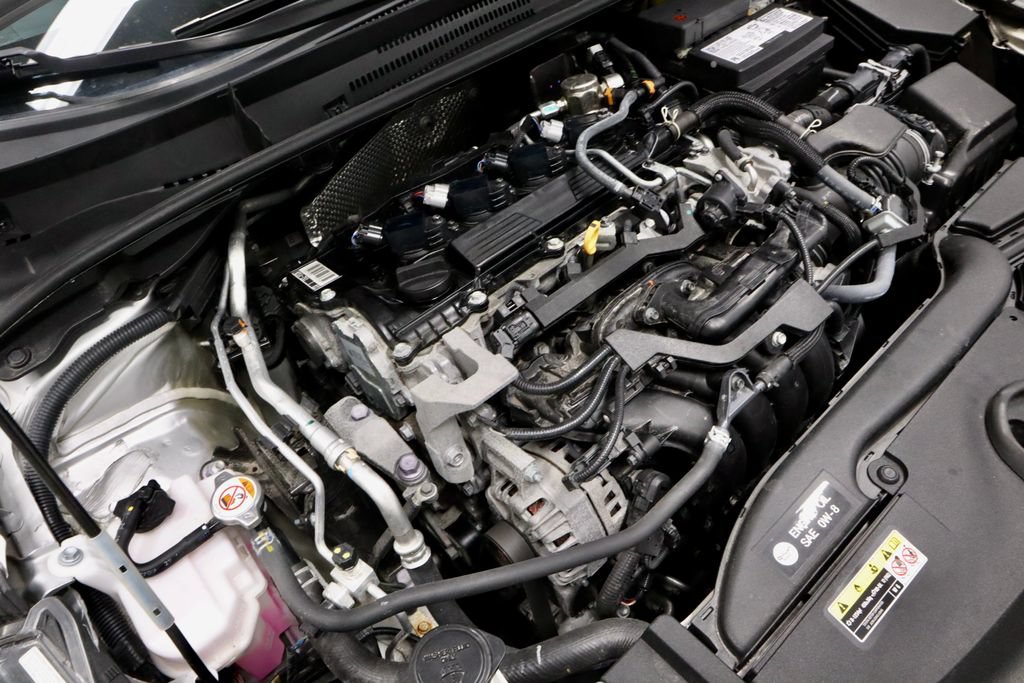 Used 2025 Toyota Corolla LE FWD image 18